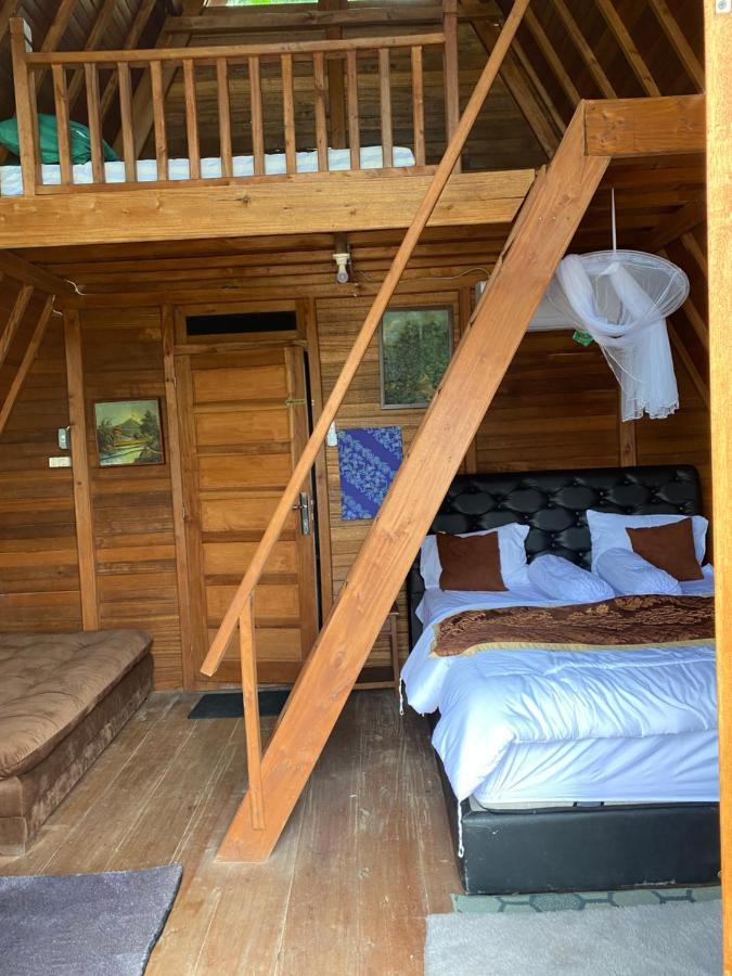 Resort & Resto Talaga Sundayana Subang Bagian luar foto
