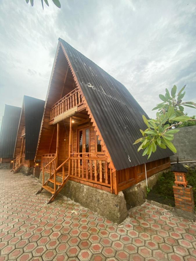 Resort & Resto Talaga Sundayana Subang Bagian luar foto